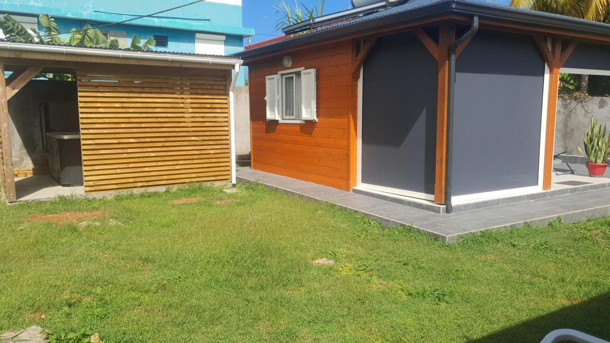 Bungalow Vacances Sainte-Rose Exteriér fotografie
